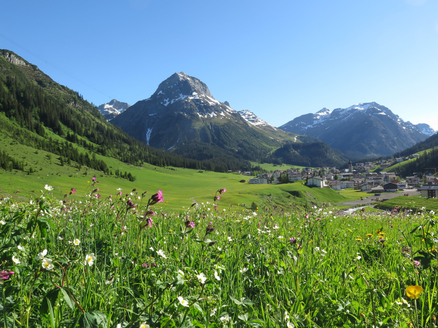 Lech am Arlberg - Sommerurlaub in den Bergen